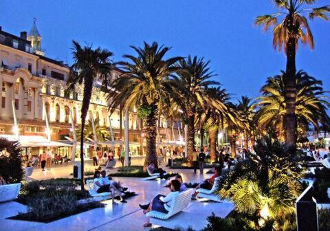 Studio At Bacvice Beach Split Exterior foto