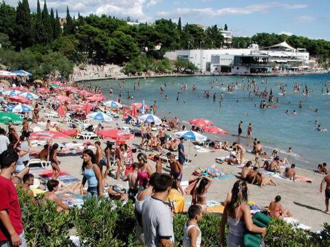 Studio At Bacvice Beach Split Exterior foto